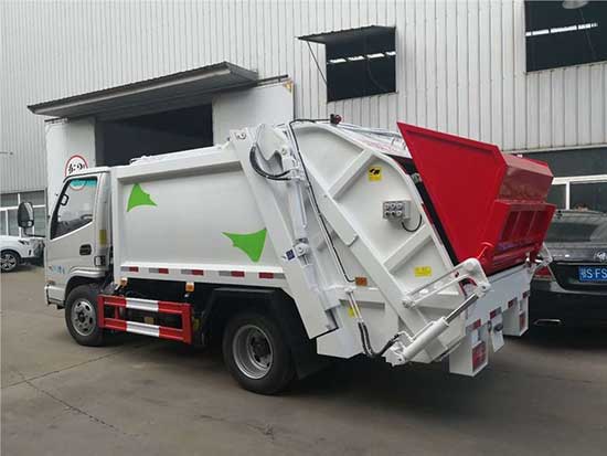 車廂改裝噴涂防護(hù)裝甲涂層 高壓聚脲噴涂機(jī)(圖3) 車廂改裝噴涂防護(hù)裝甲涂層